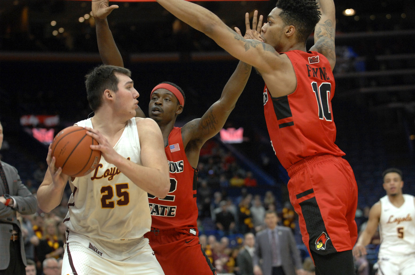 030518-blm-spt-9isuhoops